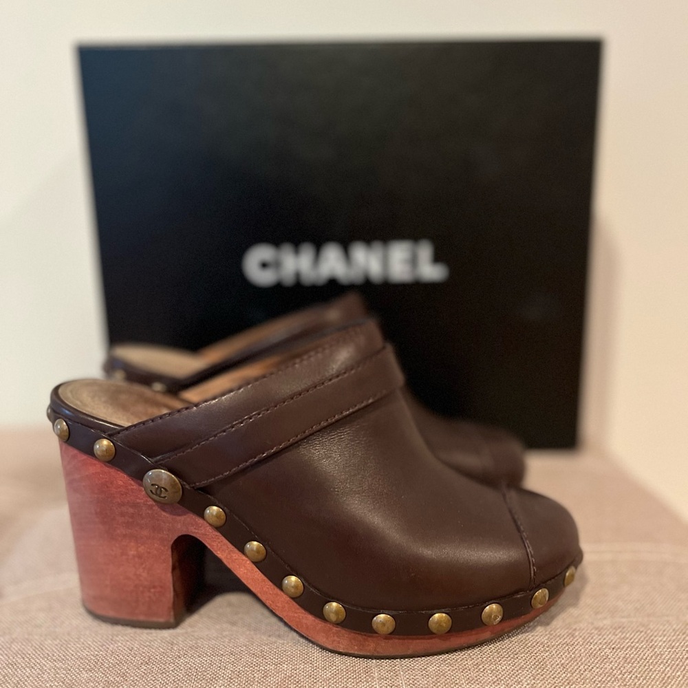 Chanel leather mules.Size 37